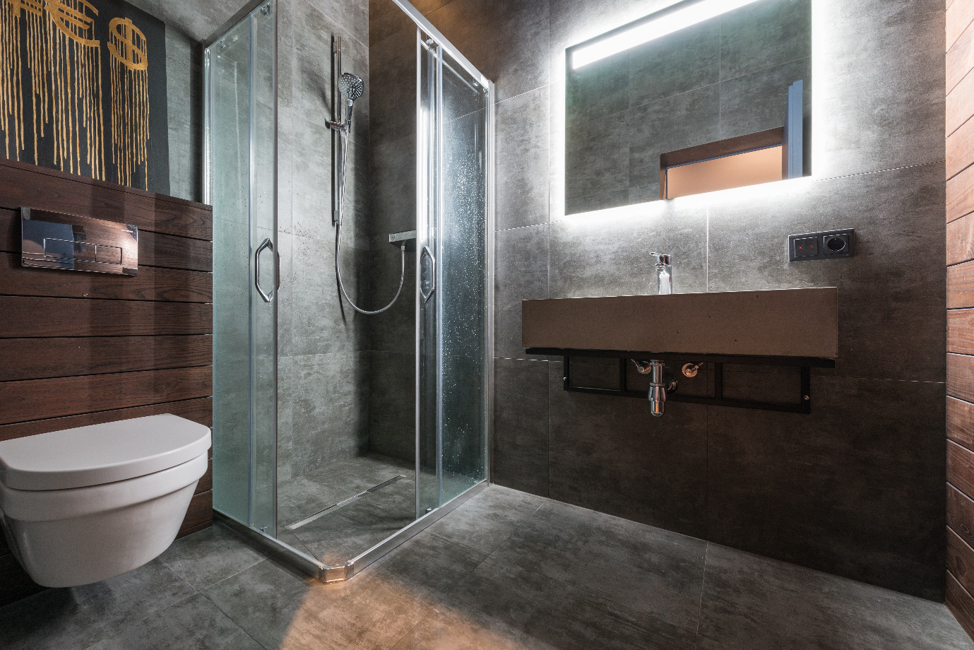 What is The Difference Between Pivoting and Sliding Shower Doors