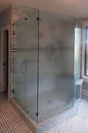 Frameless shower door advantages