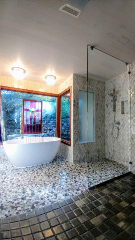 Small Bathroom Makeover Ideas