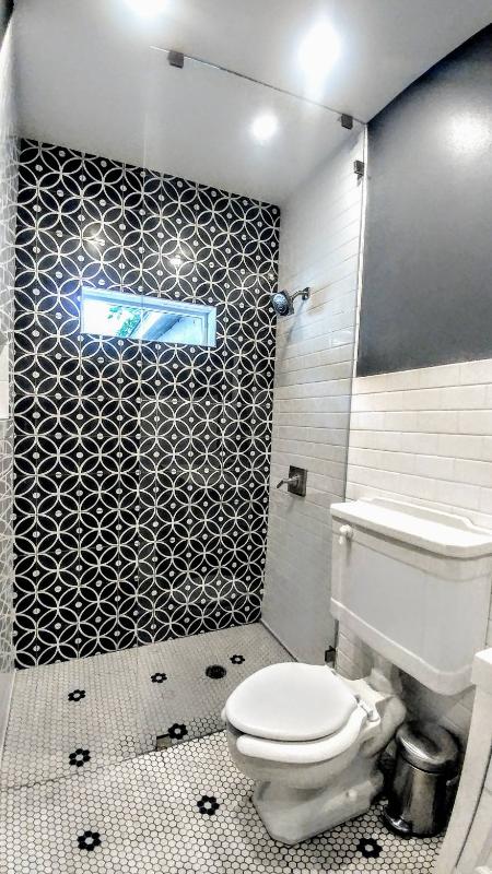 Squeaky Clean: Methods to Keep Your Bathroom Spotlessly Clean